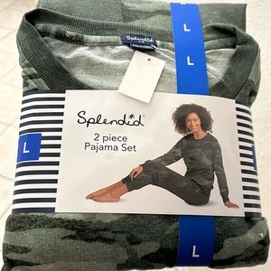 Brand new pj set camouflage